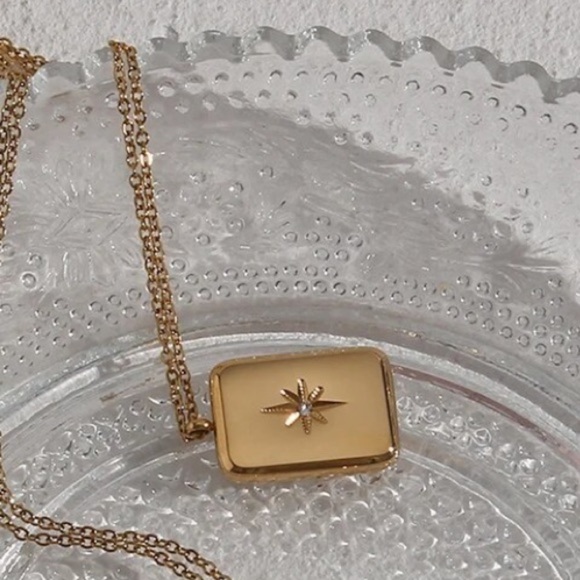 New 18k Gold Plated Zircon Sunburst Layering Necklace - Picture 3 of 14